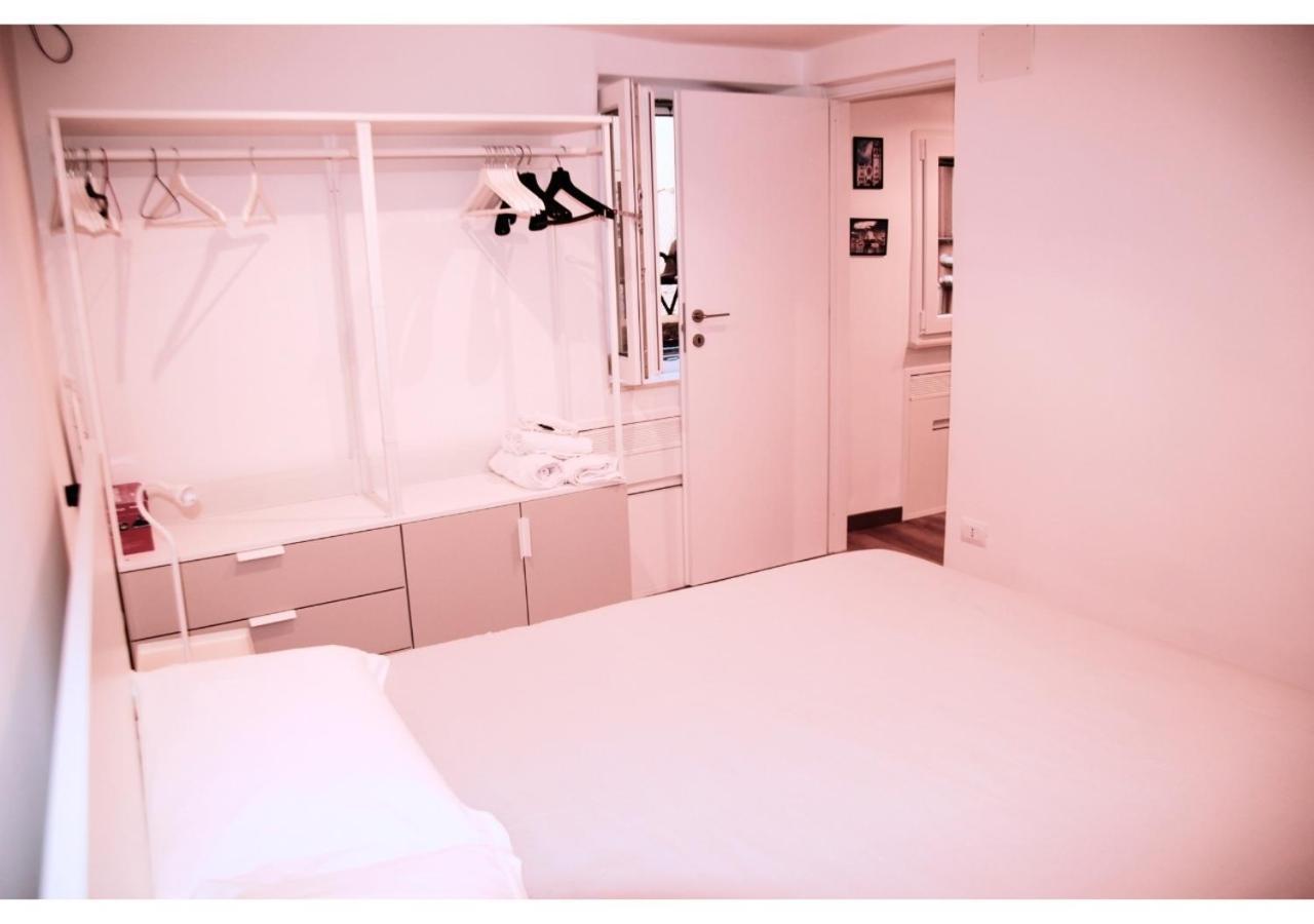 Apartament La Casa Di Aly Genua Zewnętrze zdjęcie